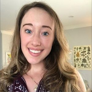 Meet your Posher, Brooke